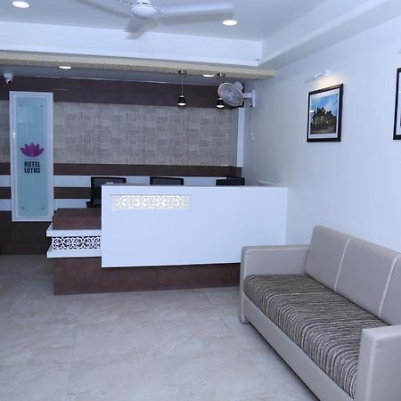 Hotel Lotus Chandrapur Exterior photo
